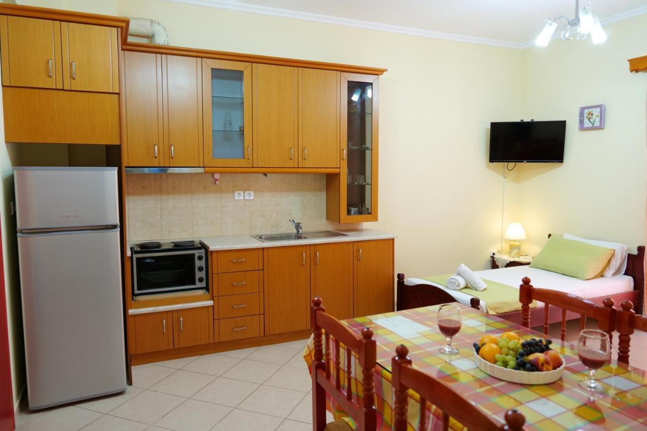 Miracle Apartments Saranda Екстериор снимка
