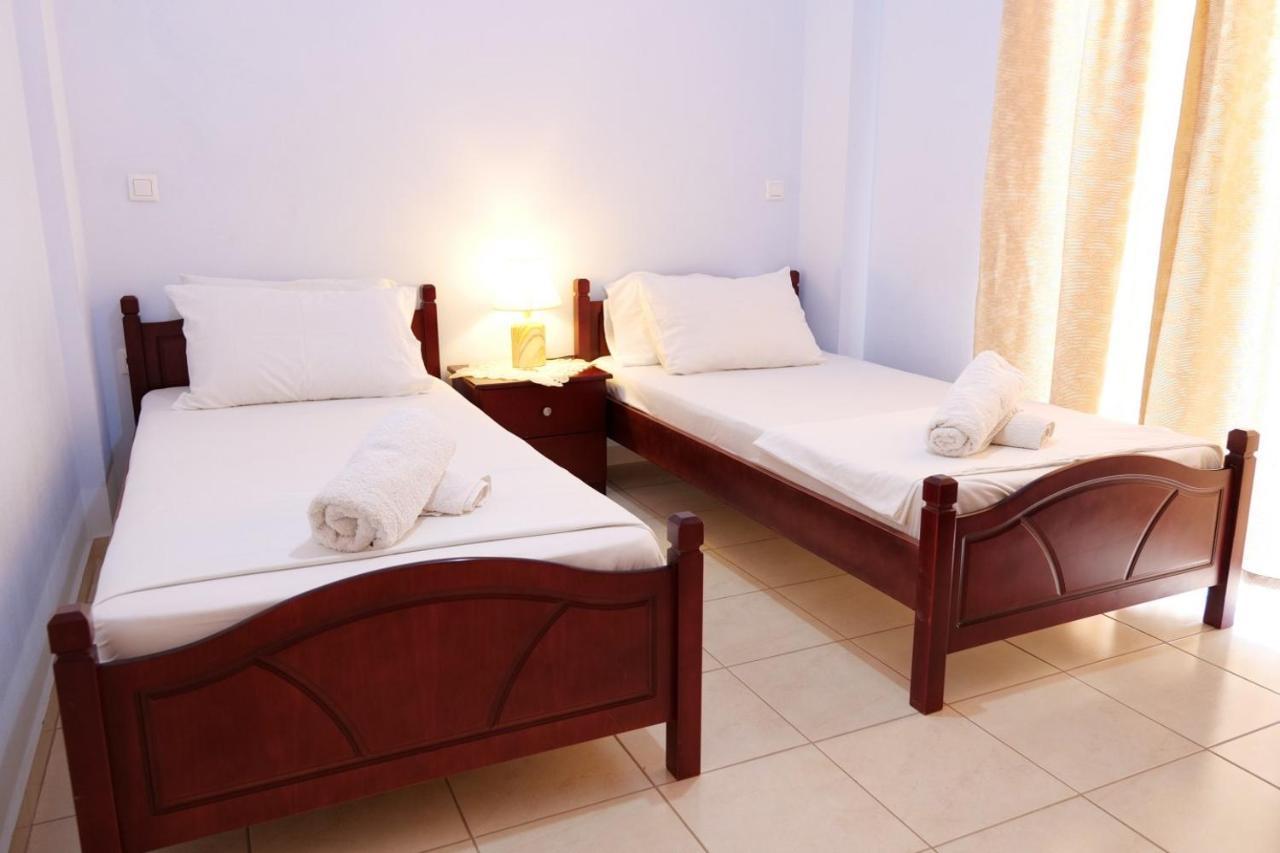 Miracle Apartments Saranda Екстериор снимка