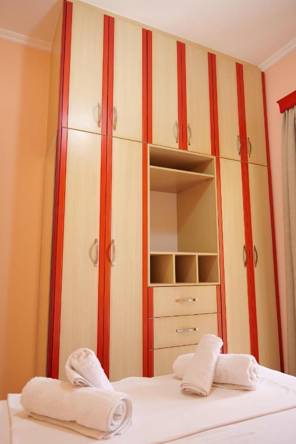 Miracle Apartments Saranda Екстериор снимка