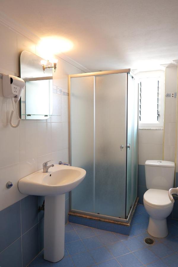 Miracle Apartments Saranda Екстериор снимка