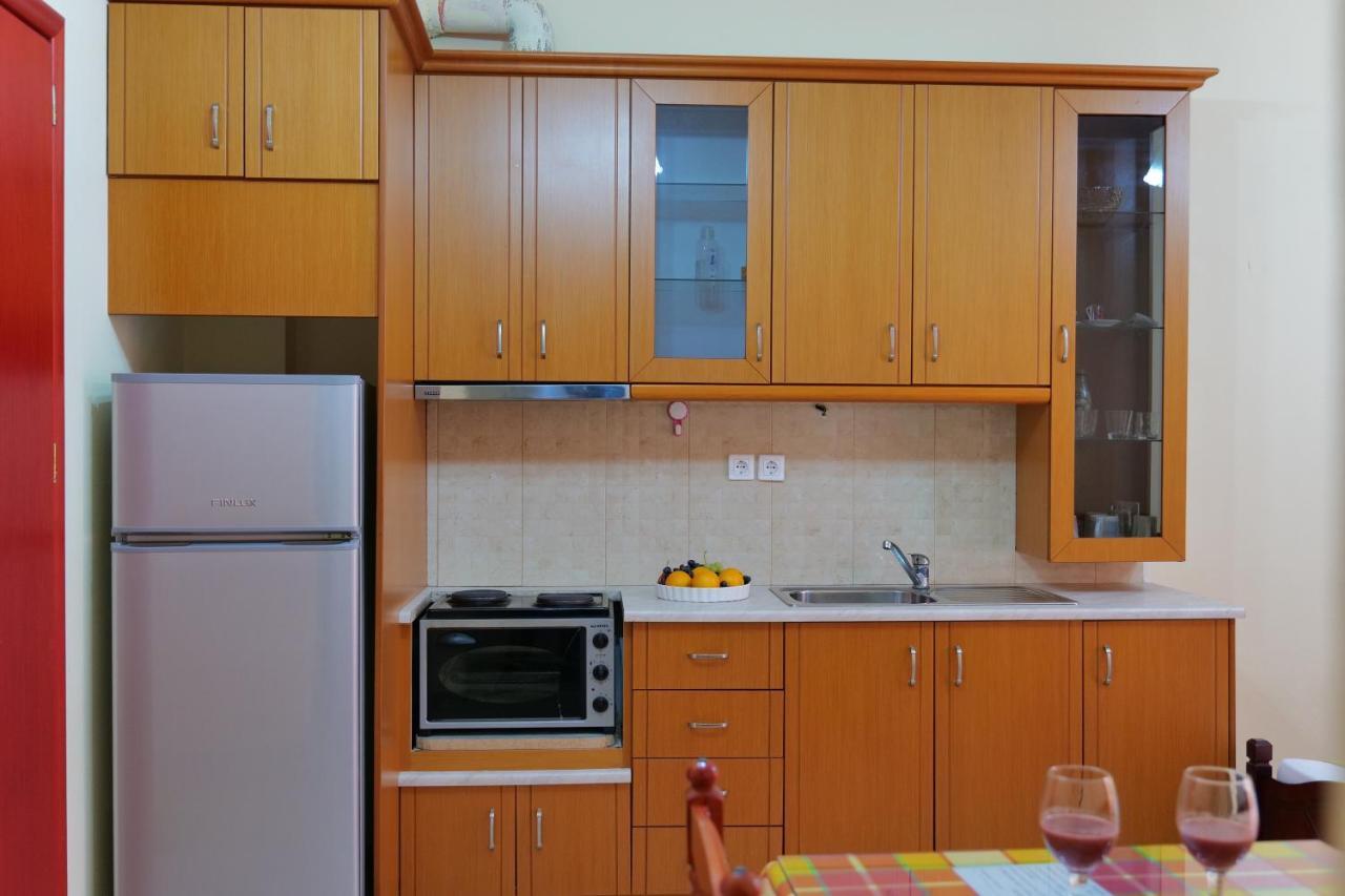 Miracle Apartments Saranda Екстериор снимка