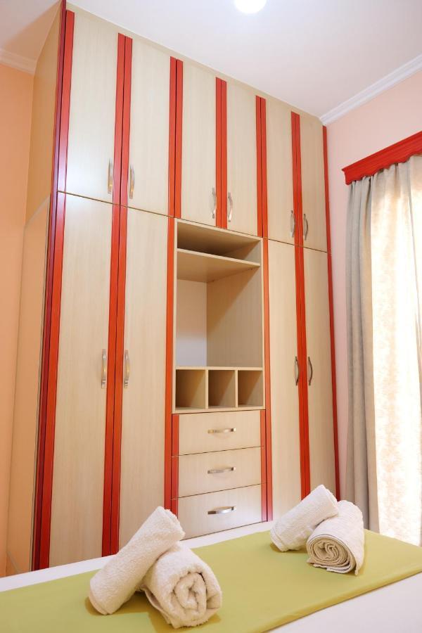 Miracle Apartments Saranda Екстериор снимка