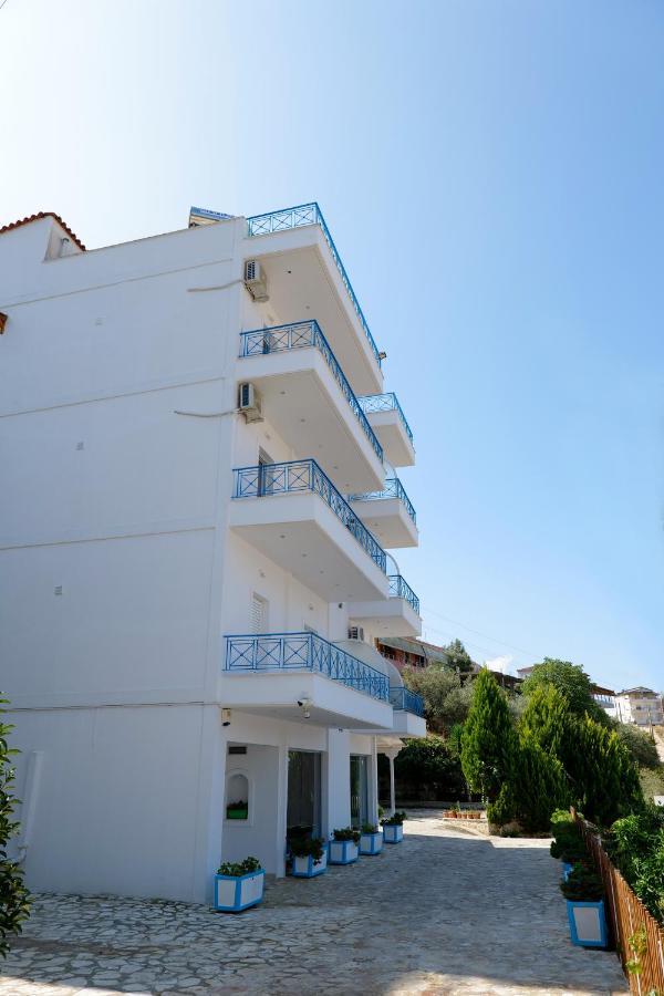 Miracle Apartments Saranda Екстериор снимка