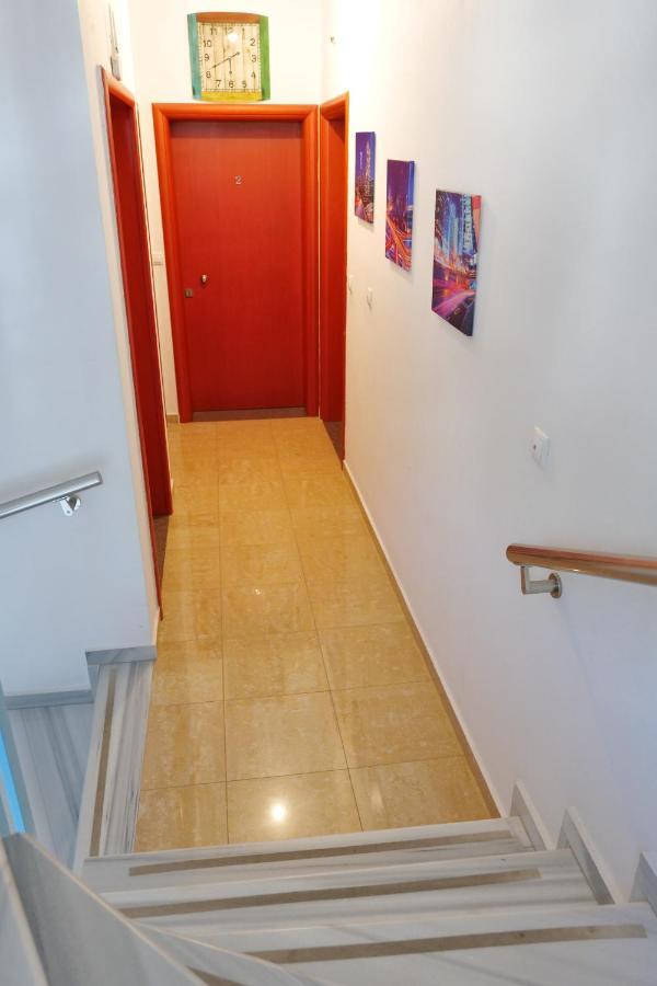 Miracle Apartments Saranda Екстериор снимка