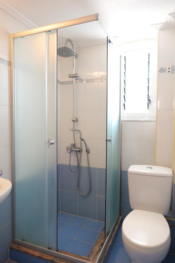 Miracle Apartments Saranda Екстериор снимка